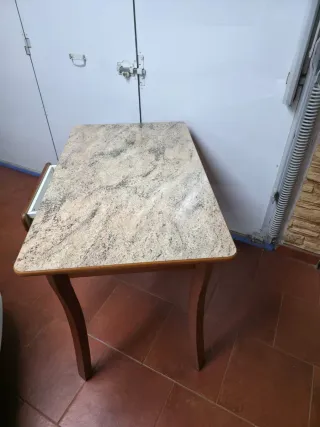 Mesa y sillas de cocina 100x60