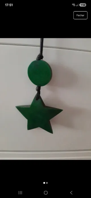 Colar comprido com pingente de estrela