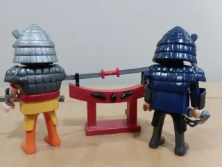 Playmobil 2 Samuráis con Armero