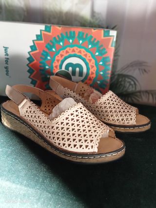 Sandalias Manitu a estrenar T-38 ref34-8400