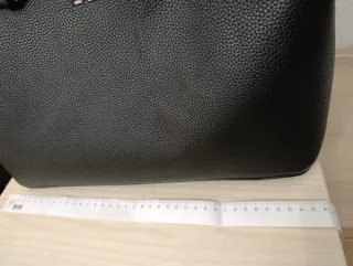 Bolso Tommy Hilfiger Negro Piel Texturizada