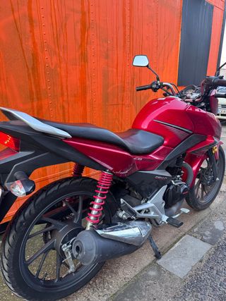 Honda CB125F 2017 Roja