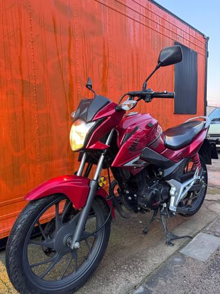 Honda CB125F 2017 Roja
