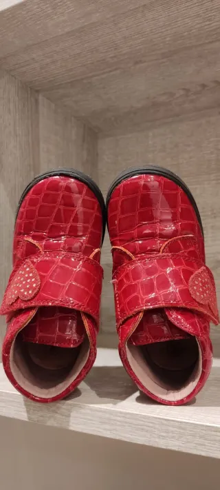Botines niña rojos PABLOSKY