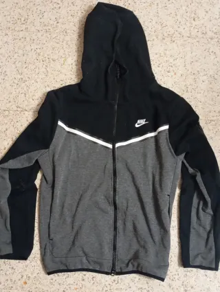 Chándal Nike Tech Gris y Negro