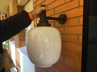 Aplique exterior cristal blanco.