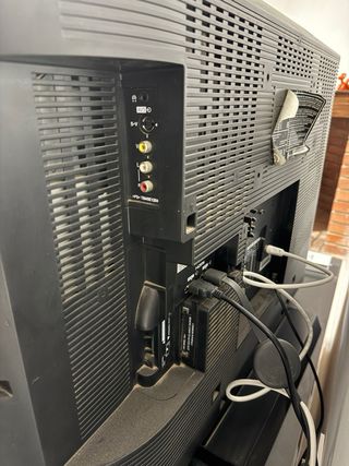 TV Panasonic 32” Negra