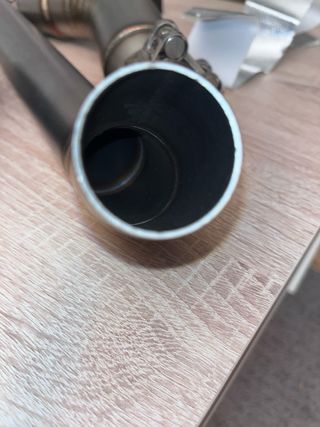 Tubo de escape Akrapovic