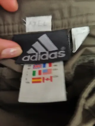 Pantalón Adidas Vintage Verde Oliva
