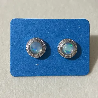 Pendientes de ópalo blanco natural
