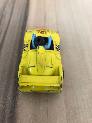 Coche de juguete amarillo "Marchal"