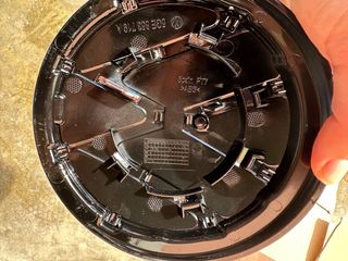 Emblema Frontal Original VW Traeger 5GE 853 719 A