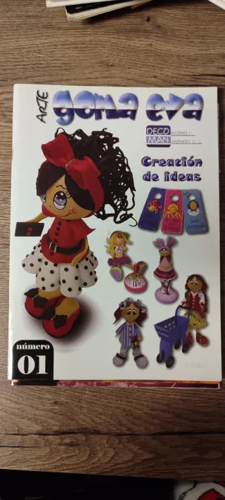 6 revistas de Goma Eva