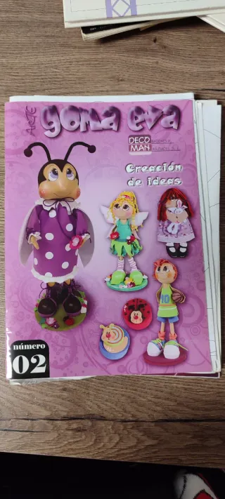 6 revistas de Goma Eva