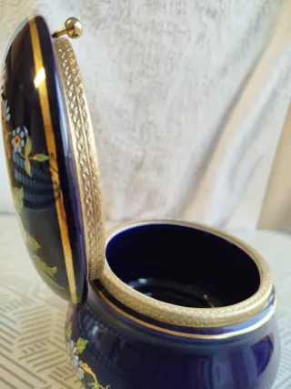 Precioso joyero porcelana francesa de Sevres.