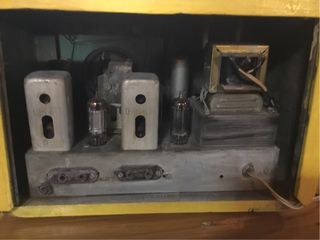 Radio a válvulas vintage