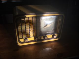 Radio a válvulas vintage
