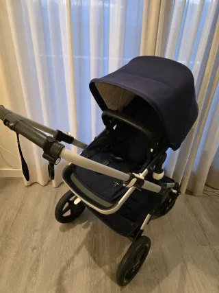 Bugaboo Fox 3 Silla de Paseo y capazo marino