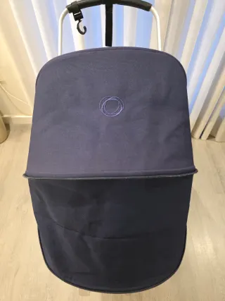Bugaboo Fox 3 Silla de Paseo y capazo marino