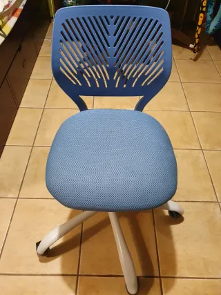 Silla de escritorio infantil azul