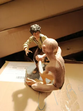 Frodo & Gollum La Grieta del Destino Weta