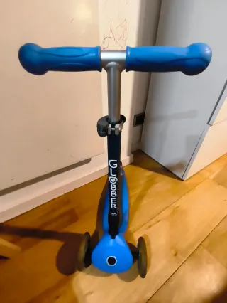 Patinete Globber azul 3 ruedas