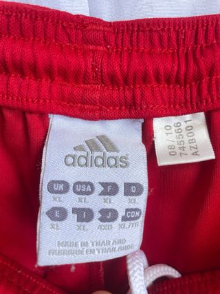 2 Pantalónes cortos Adidas azul y rojo
