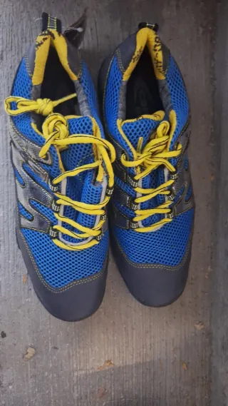 Zapatos de trabajo con punta de hierro