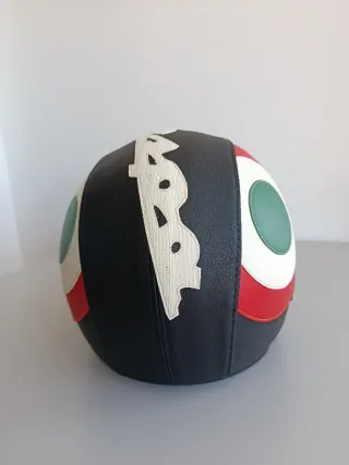 Casco Jet Vespa Negro con Diseño Tricolor