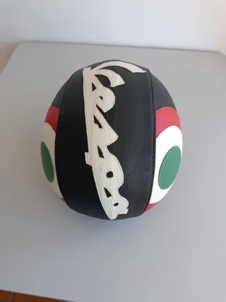Casco Jet Vespa Negro con Diseño Tricolor