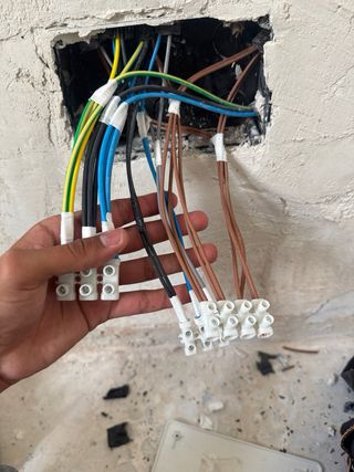 Trabajos de electricidad