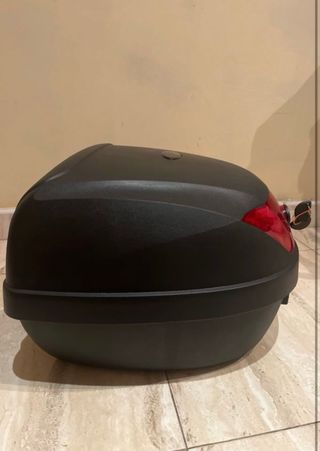 Baúl Moto Maleta Universal 28L 1 Casco