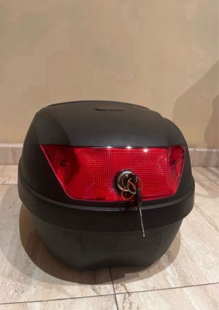 Baúl Moto Maleta Universal 28L 1 Casco