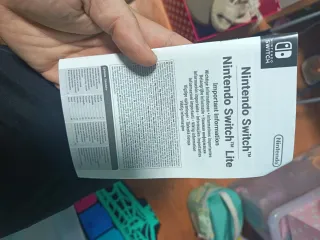 Scatola Nintendo Switch Lite Blu e Turchese