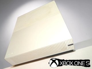 Xbox One S 1 Tb 4K Full HD + 42 Games Microsoft