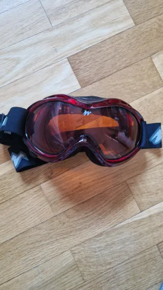 Botas T33, Guantes 0-5 años, Gafas Nieve