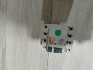 Diferencial Merlin Gerin