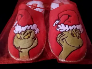 Zapatillas Grinch + Calcetines  Talla M (38/39)