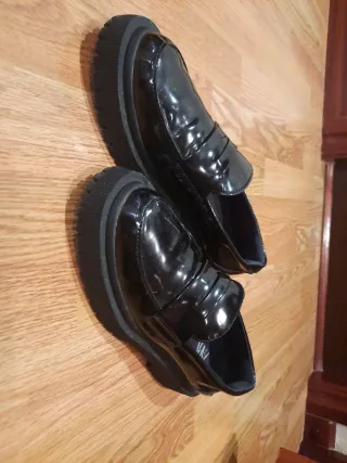 Zapatos charol Zara talla 36