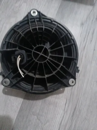 Logo VW Golf Vll con cerradura. De maletero.