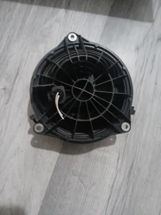 Logo VW Golf Vll con cerradura. De maletero.