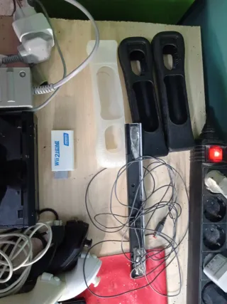 Nintendo Wii Negra con Accesorios