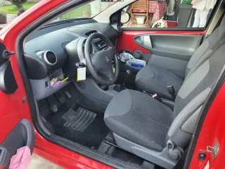 Peugeot 107 2006