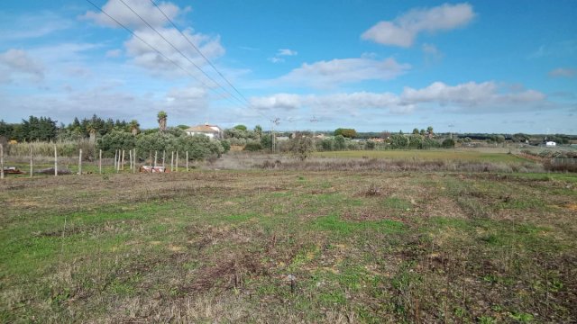 Terreno de 690m útiles,registrado herencia
