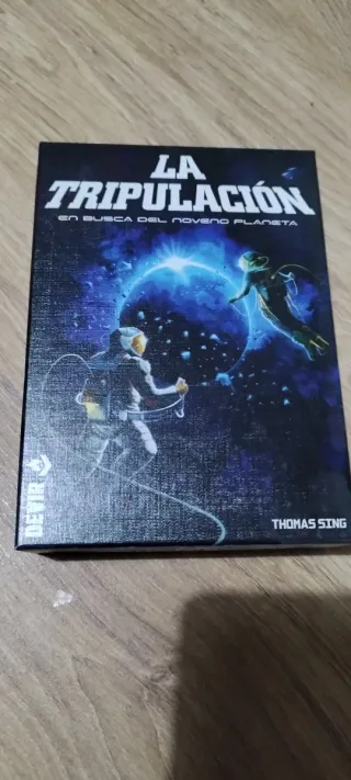 La Tripulación en Busca del Noveno Planeta