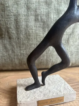 ⚜ Escultura de bronce,artista Giancarla Muñoz Reye