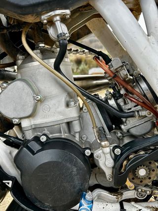 Husqvarna TC 250 2015 FMF + Suspensiones DMX