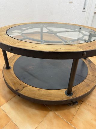 Mesa de centro estilo reloj