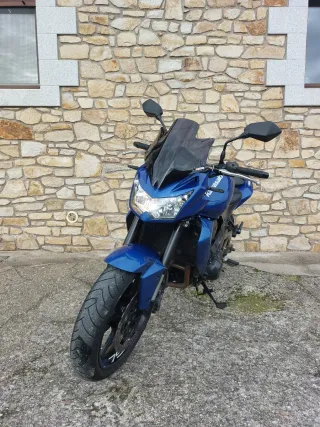 Kawasaki z750 azul