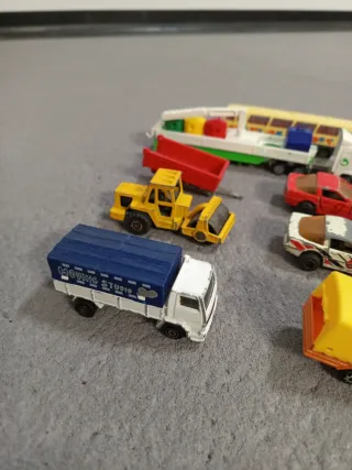 Escucho ofertas Lote 6 coches Majorette